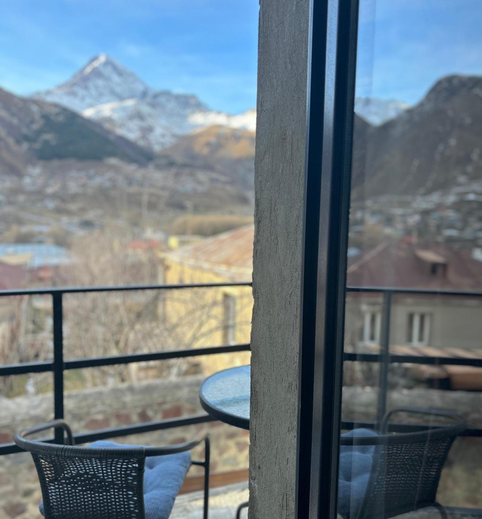 Shushabandi Kazbegi Hotel ภายนอก รูปภาพ