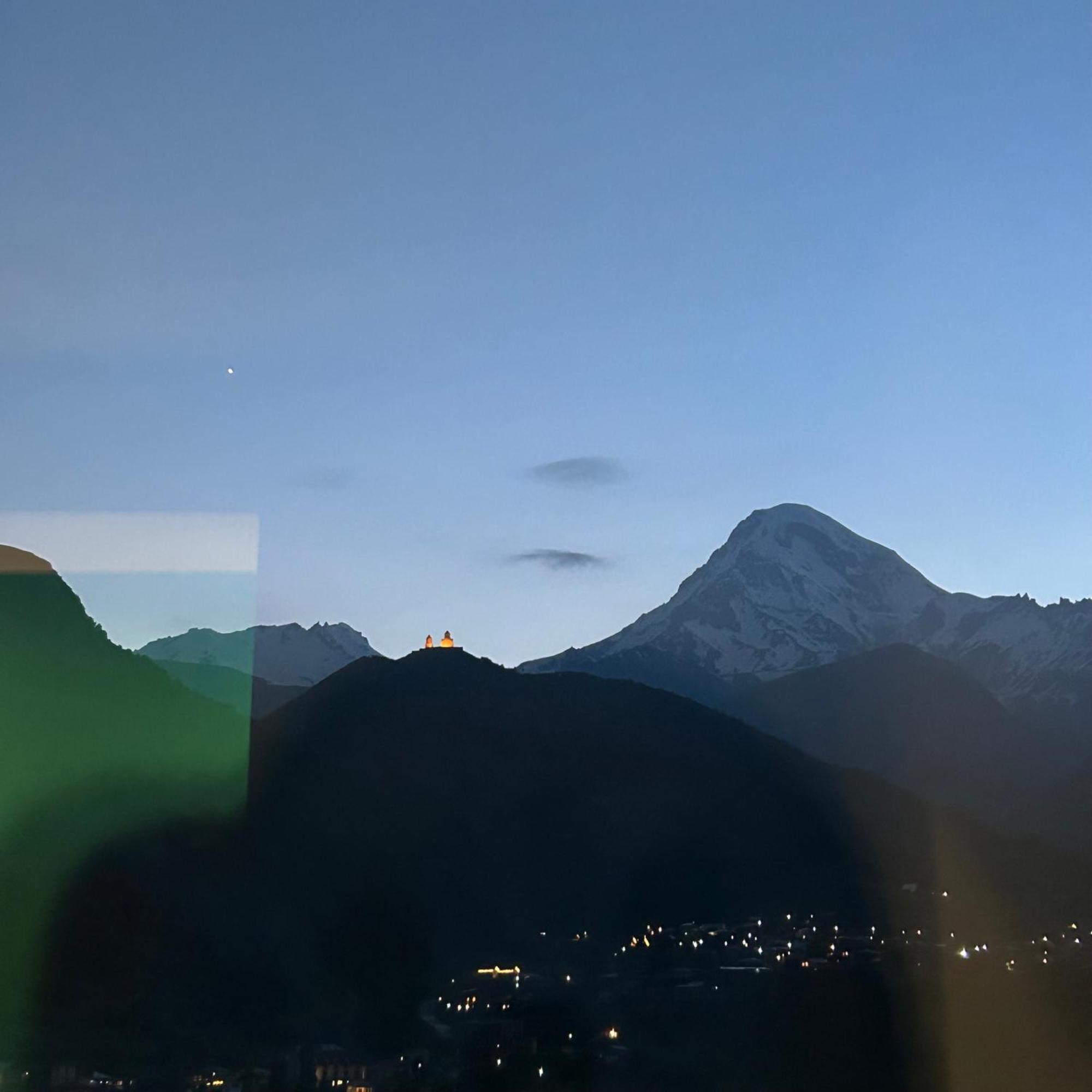 Shushabandi Kazbegi Hotel ภายนอก รูปภาพ